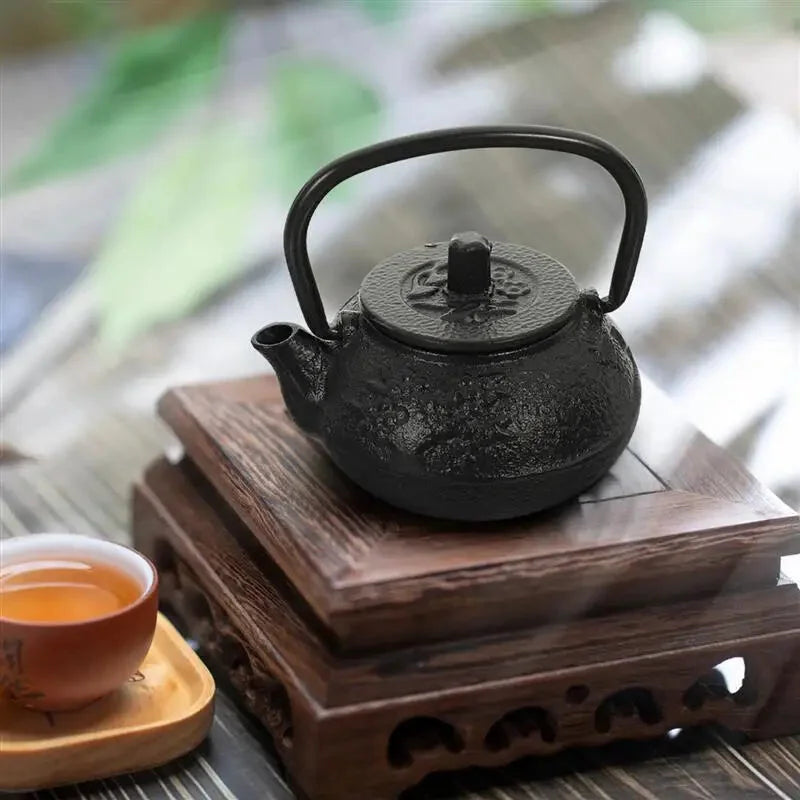 Petite Théière En Fonte