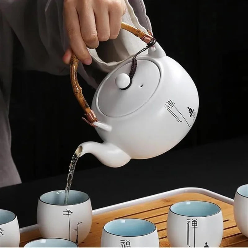 Théière En Porcelaine Avec Filtre