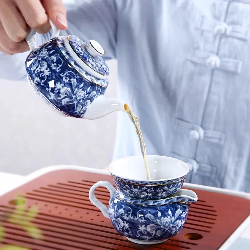 Théière Porcelaine Vintage